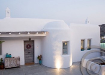 Villa Mermedia Entrance